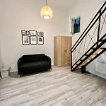 Chic Design Studio 3